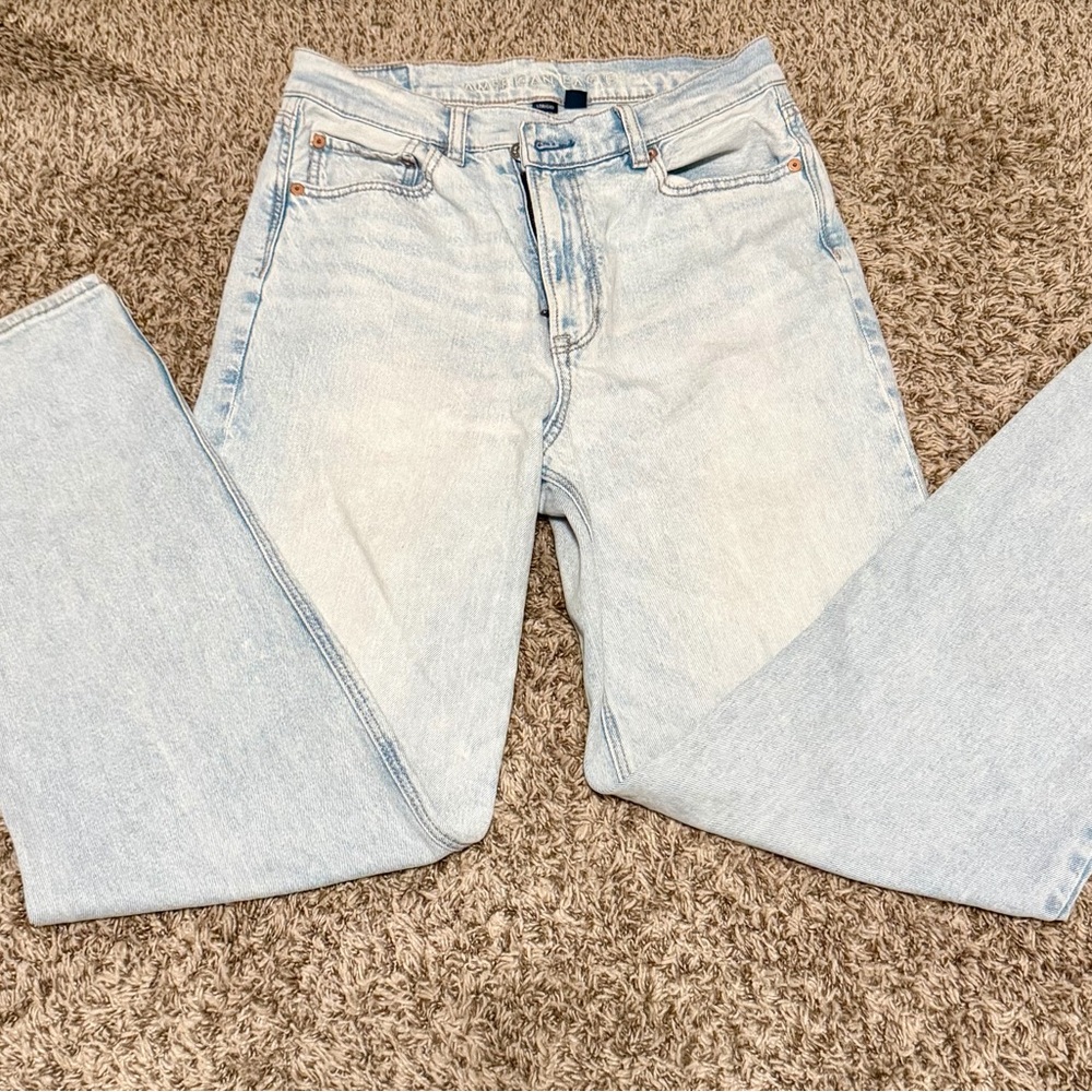 American Eagle Outfitters Light Blue Denim Jeans